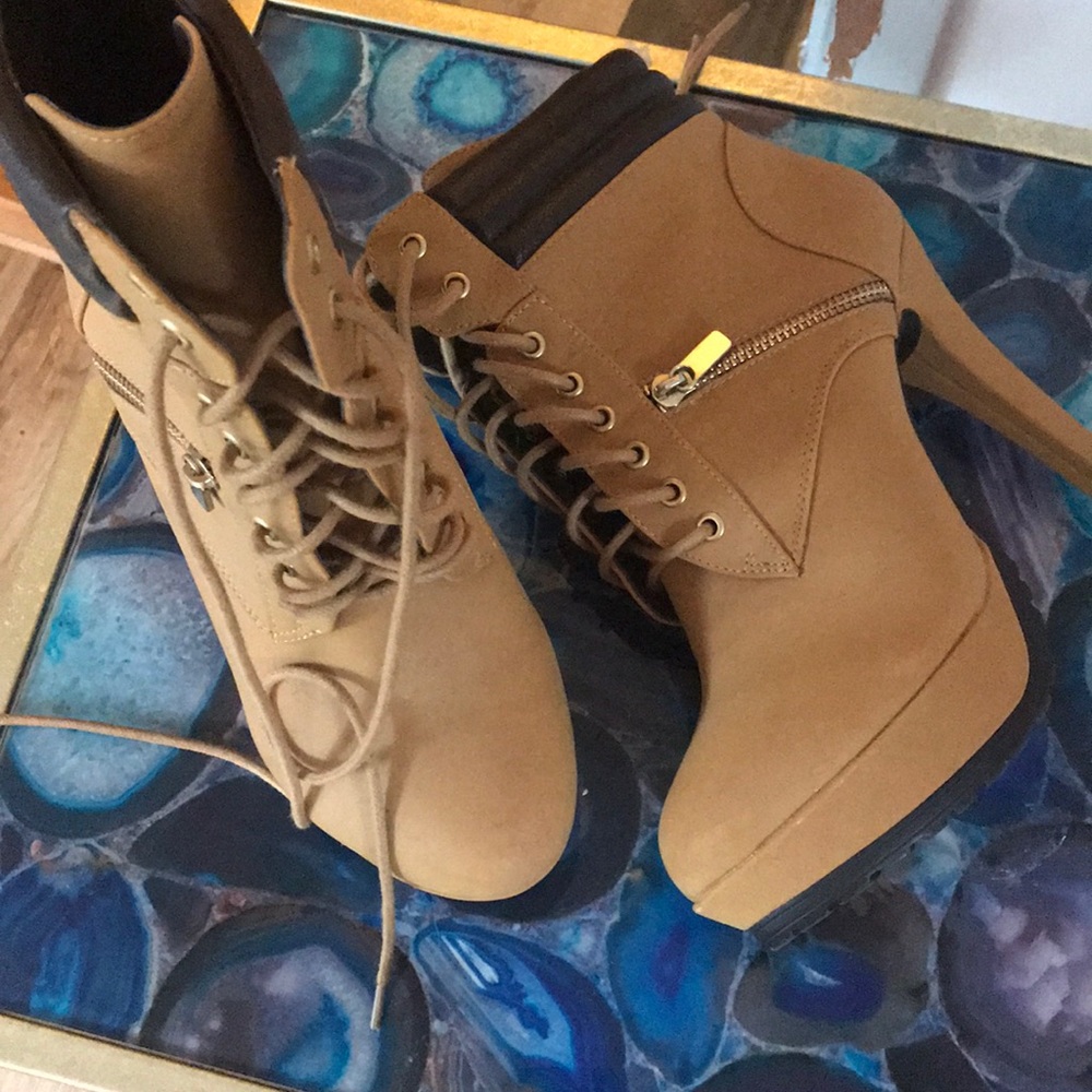 Boot heels